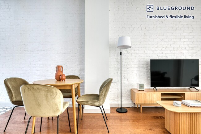 43 W 27th St unit FL7-ID1055, New York, NY 10001 - photo 5