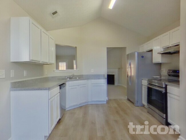 5545 Amber Cove Way, Flowery Branch, GA 30542 - photo 4