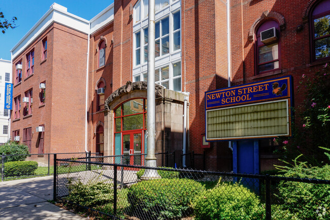 Sir Isaac Newton Elementary School provides education in Springfield-Belmont, NJ.