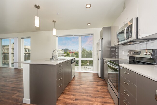 Stream 403 – Stylish Living in Capitol Hill, Seattle, Seattle, WA 98102 - photo 3