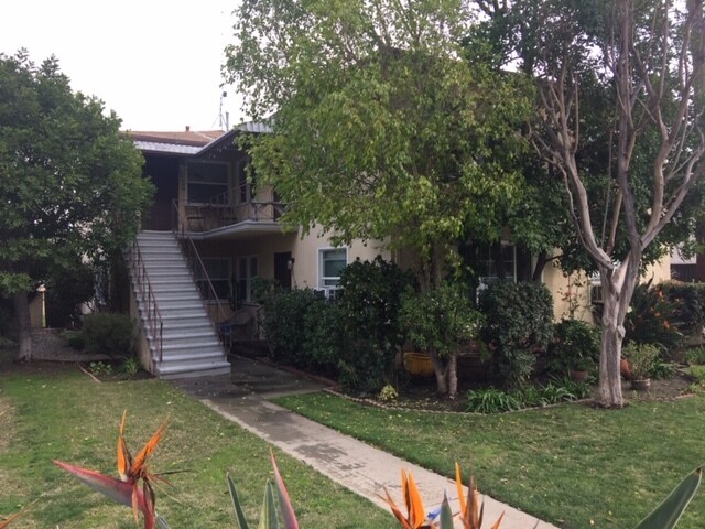 5214 Agnes Ave unit 5214, Valley Village, CA 91607 - photo 2