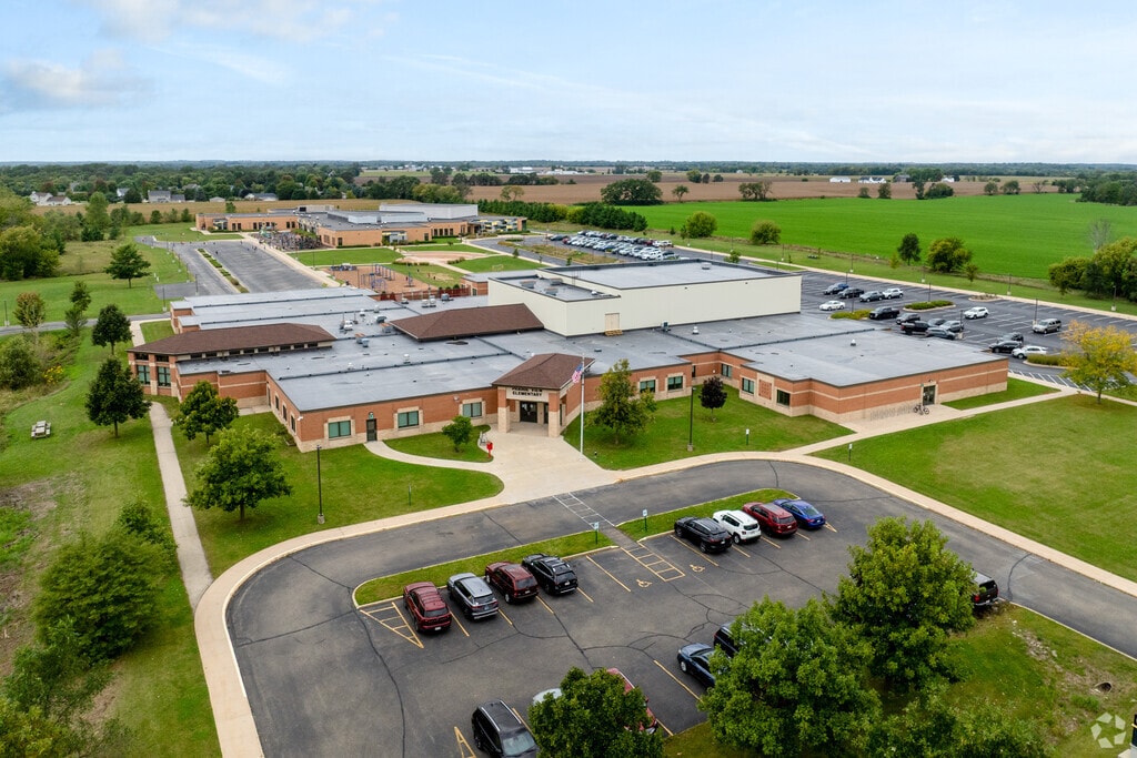 Prairie View Elementary School serves students in grades 3-5.