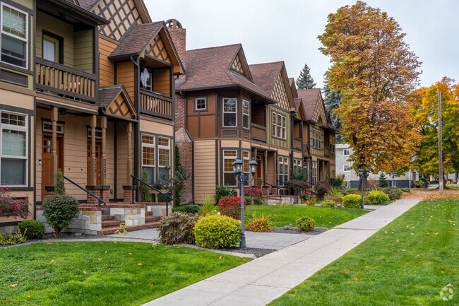 Row homes like these are found sitting on Coeur D'Alene park.