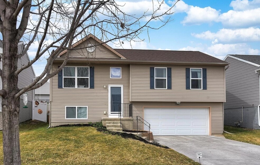 7960 N 145th St, Bennington, NE 68007 - photo 1