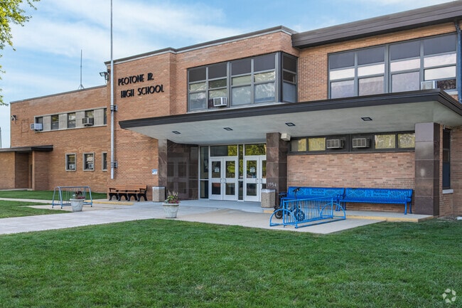 Peotone Junior High School has excellent academics.