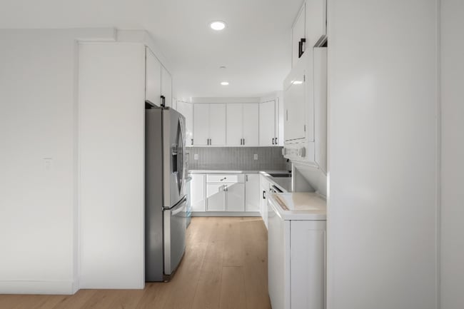 3724 Acacia St unit Building A Unit 1, San Diego, CA 92113 - photo 3