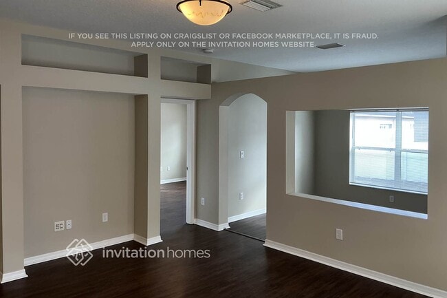 11208 Shelter Cove Loop, New Port Richey, FL 34654 - photo 2