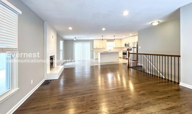 13020 Corrington Ave, Grandview, MO 64030 - photo 3