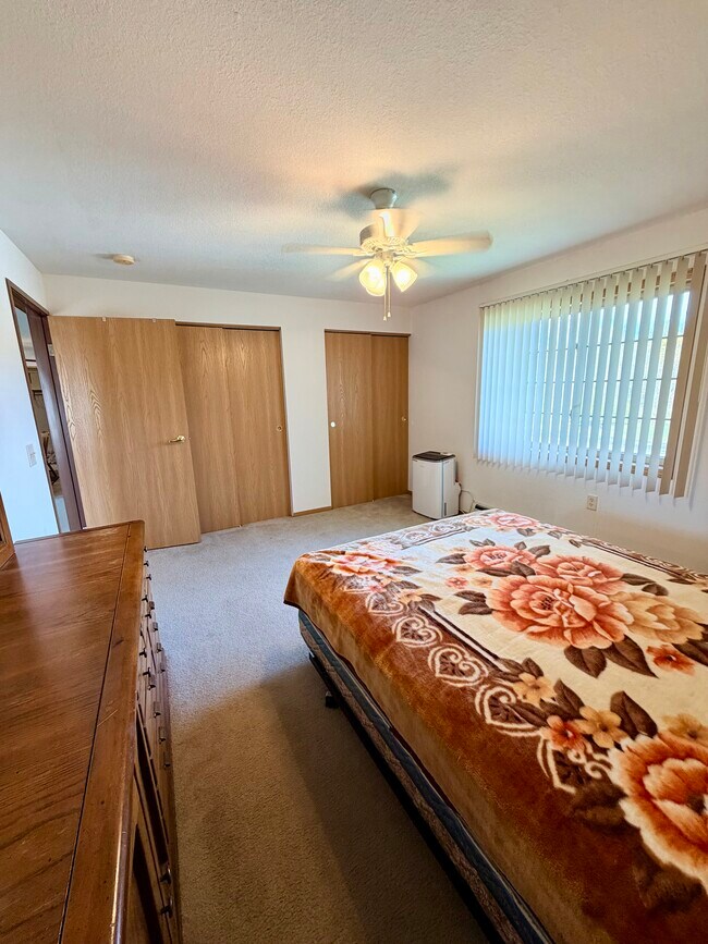 413 Rowley St unit 15, Fremont, WI 54940 - photo 3