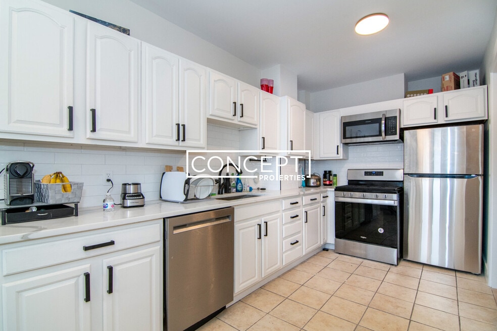 441 Park Dr unit 1B, Boston, MA 02215 - photo 1
