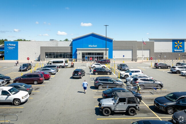 Explore convenience and savings at the Shippeetown, RI, Walmart shopping center.