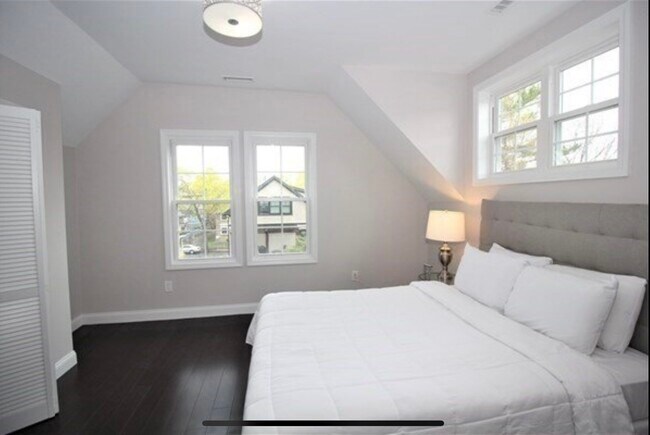 318 Concord Ave, Cambridge, MA 02138 - photo 4