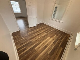 2691 S 15th St Unit Apartment #1, Milwaukee, WI 53215