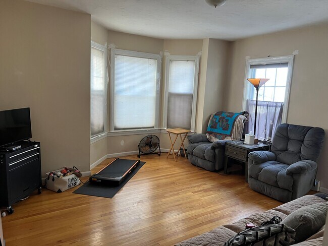 27 Stonington St unit 27, North Andover, MA 01845 - photo 5