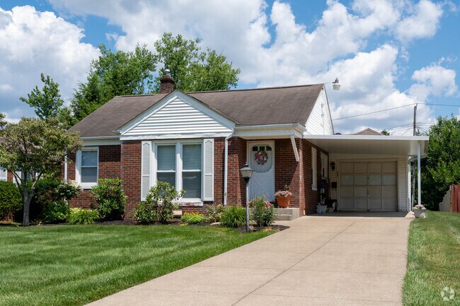 Bungalow style homes can be found throughout the Perry Heights Neighborhood.