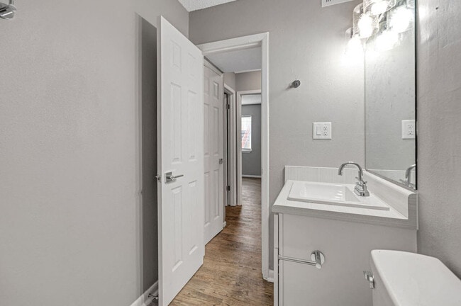 The Laurel, Pensacola, FL 32505 - photo 6