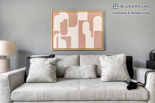 5080 Camino Del Arroyo unit FL2-ID14, San Diego, CA 92108 - photo 2