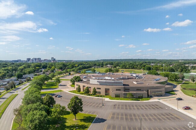 Mayo Senior High achieves 65% proficiency in reading.