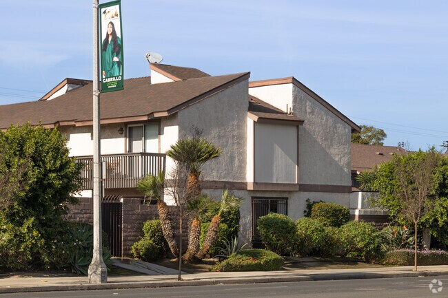 Condos and townhomes in Westside are moderately priced just below single family homes.