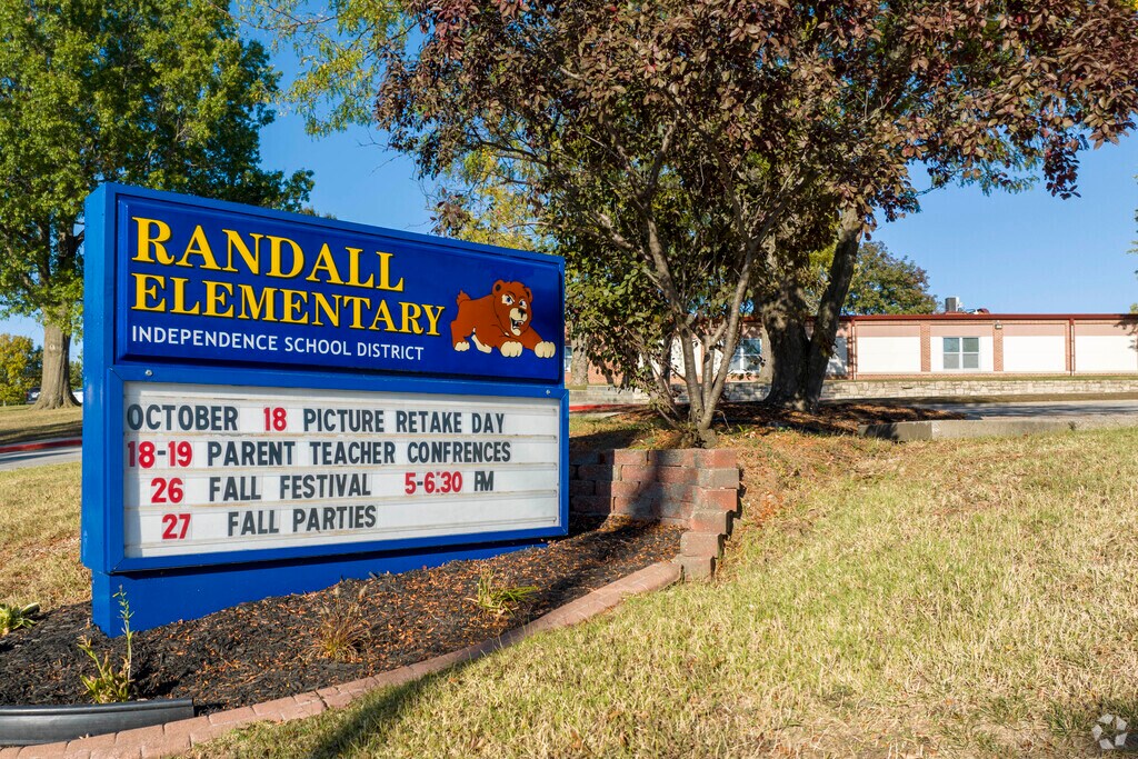 Primary school students in Valley View can attend Randall Elementary School.