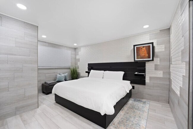 The Summit Beach Resort Condominium unit FL2-ID1354991P, Panama City Beach, FL 32408 - photo 3