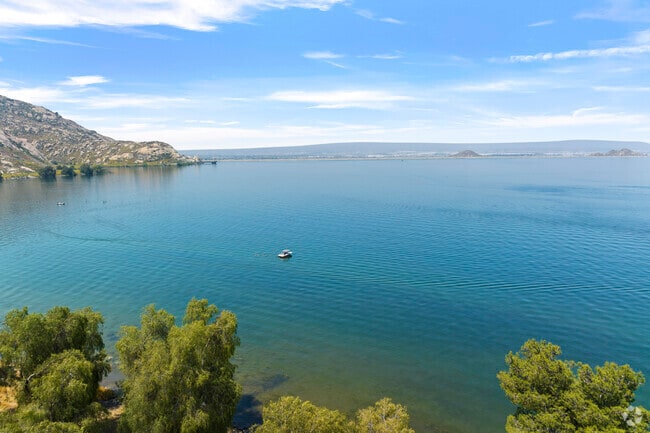 The mountain views and proximity to Lake Perris draw residents to the area.