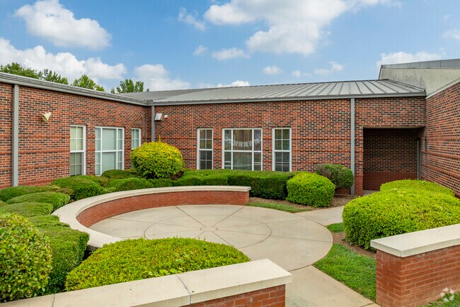 Edward D. Sadler, Jr. Elementary School features an impressive 12:1 student to teacher ratio.