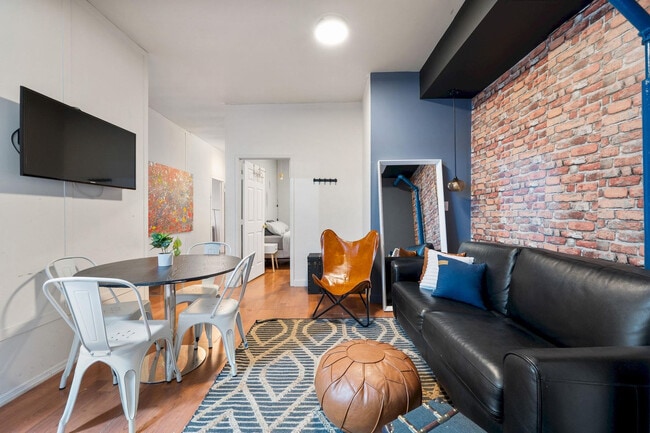 446 10th Ave unit FL2-ID1039019P, New York, NY 10001 - photo 3