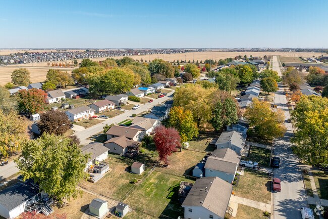 Greenbriar is a quiet neighborhood on the northern edge of Normal, IL.