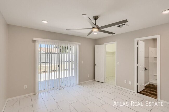 10817 N 46th Ave, Glendale, AZ 85304 - photo 7