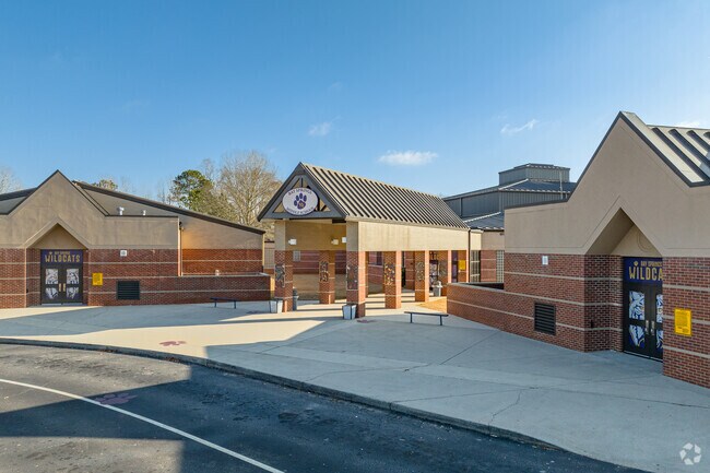 Bay Springs Middle School is a Public Middle School serving the Villa Rica area.