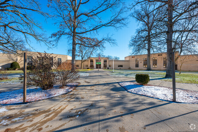 Fort Wayne's Timothy L Johnson Academy receives a grade of A- for diversity.