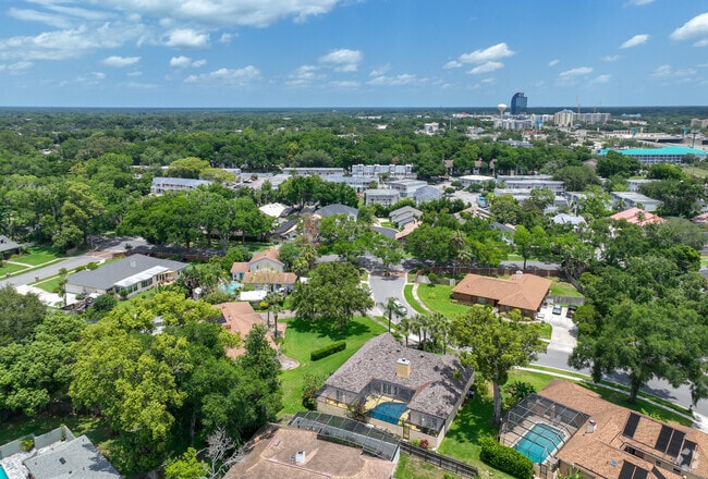 Spring Valley is only 15 minutes from Downtown Orlando.