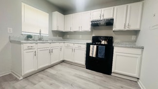 2560 Ladeara Crest Ln Unit 2536, Winston-Salem, NC 27105