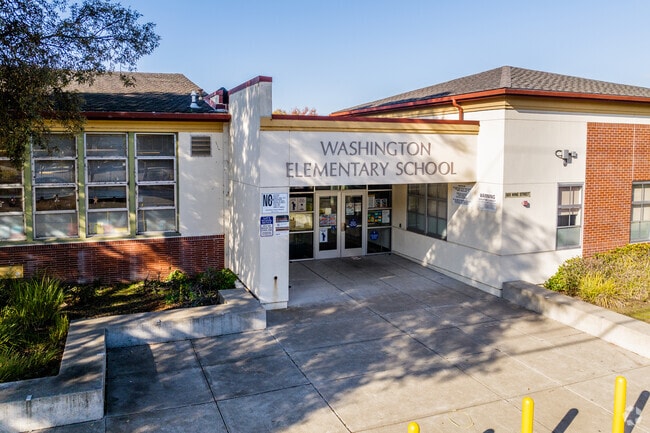 Washington Elementary School is located in Richmond.
