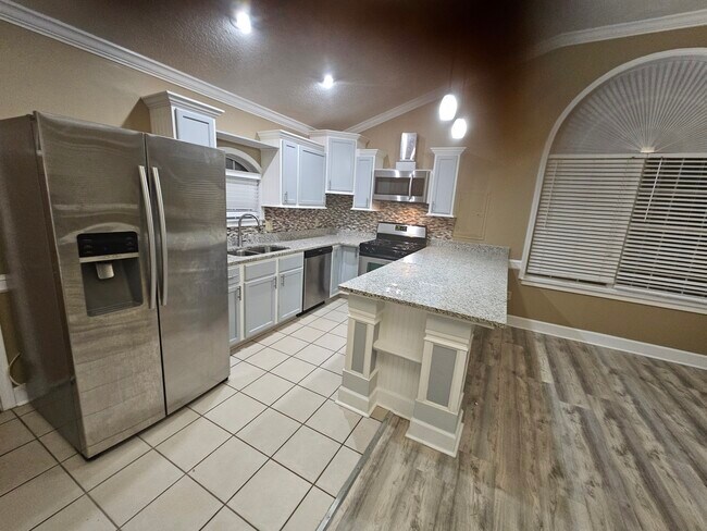 204 Brandywine Rd unit B, Savannah, GA 31405 - photo 5