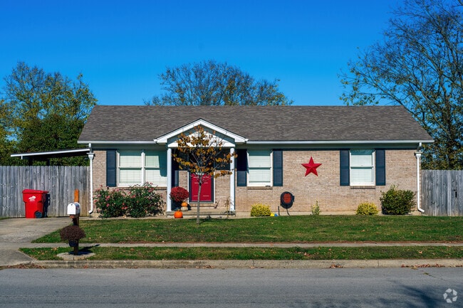 ust outside of vintage downtown Nicholasville, homes tend to be mid-century ranch styles on looping suburban grids.