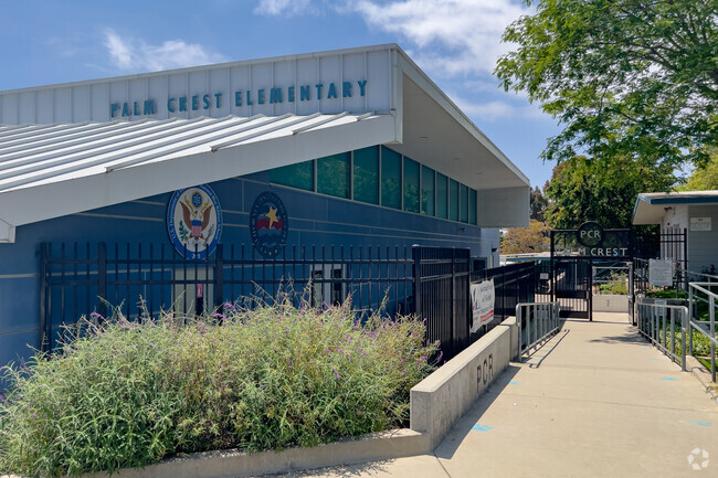 Palm Crest Elementary School enrolls local children in La Cañada Flintridge.