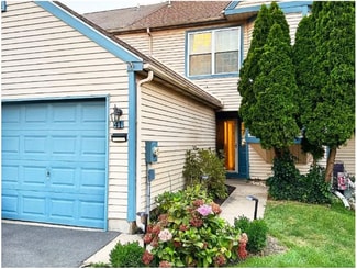 41 Goldenrod Ct, Hamilton Township, NJ 08690