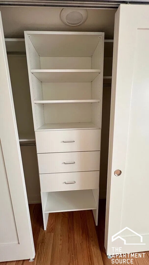 652 W Gordon Terrace unit 1E, Chicago, IL 60613 - photo 6