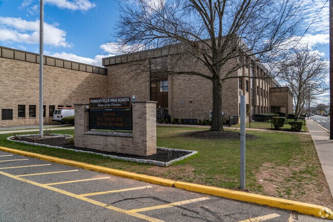 Welcome to Somerville High School.