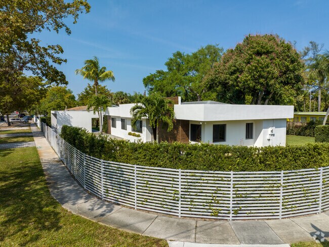 There are a few stand-out modern homes in the Sunny Acres neighborhood.