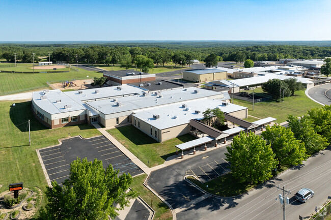 Cuba Elementary School prioritizes learning and collaboration