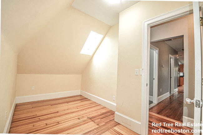 231 Chestnut Hill Ave, Boston, MA 02135 - photo 7