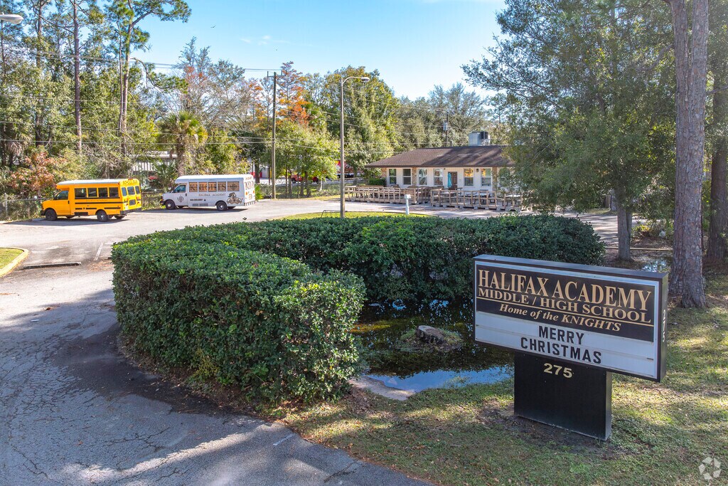 Halifax Academy is a private school which offers a personalized learning environment.