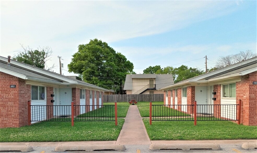 Stone Key Apartments