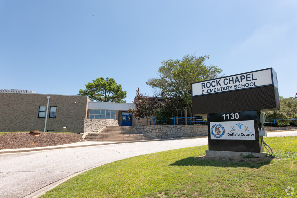 Main entrance to Rock Chapel Elementary School in Redan, Lithonia GA