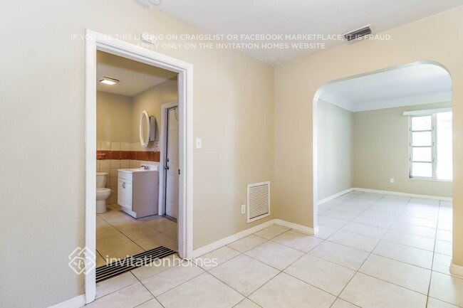 2121 Mckinley St, Clearwater, FL 33765 - photo 6