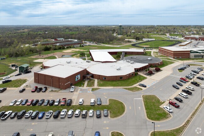 Perryville Elementary School prioritizes learning and collaboration.