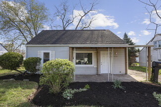 868 Exeter Rd, Columbus, OH 43213